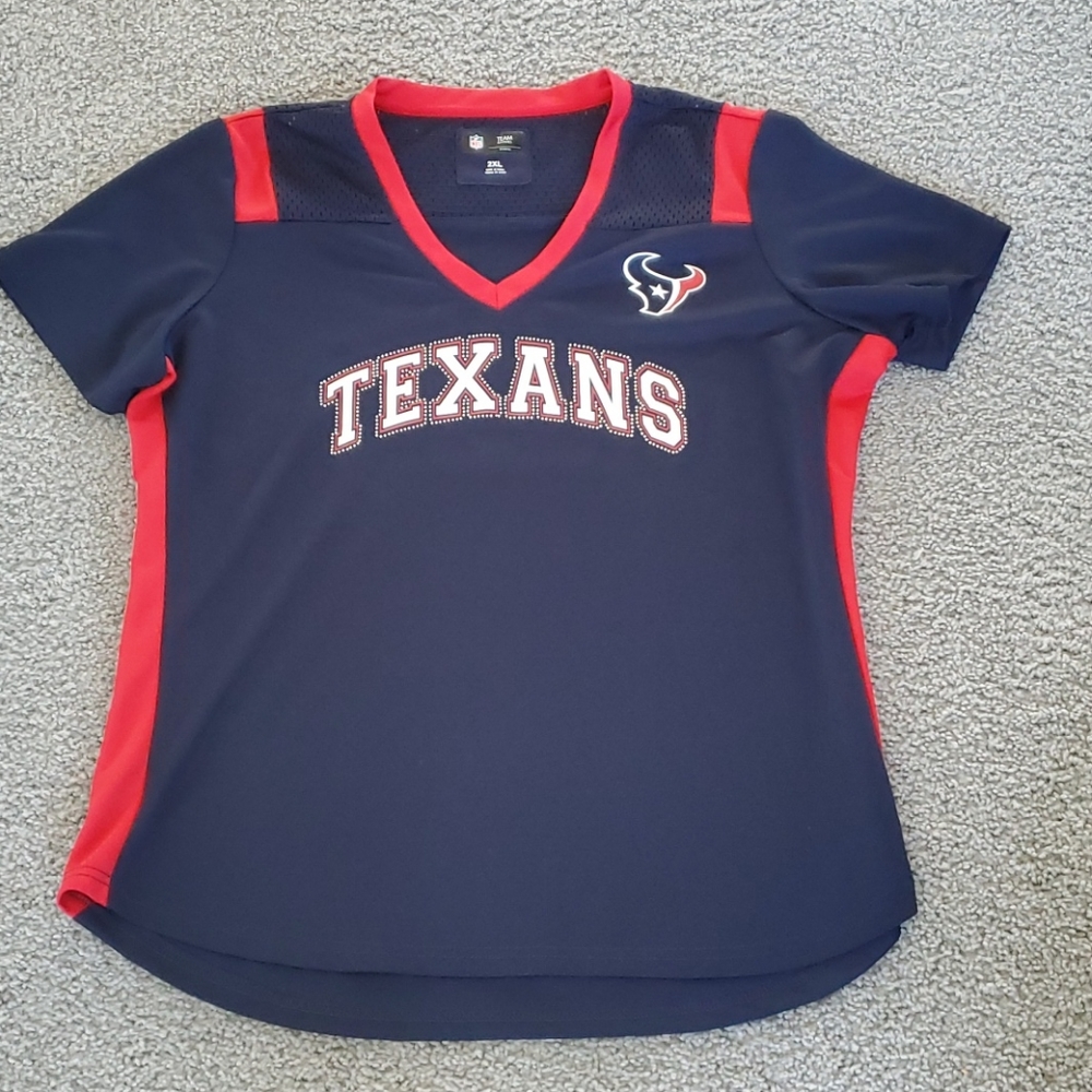 Womans NFL team apparel